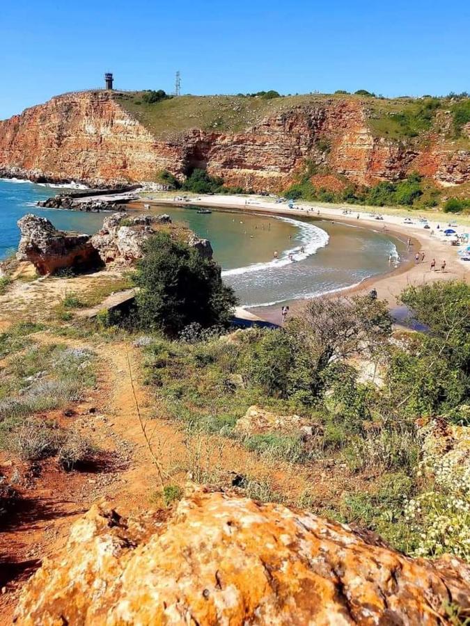 Къща За Гости "Черната Роза" Bŭlgarevo المظهر الخارجي الصورة